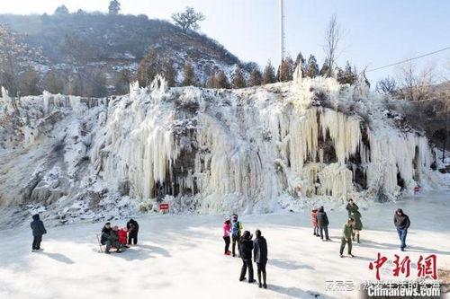 莱芜网红冰瀑布打卡地,冬日里的冰雪奇缘打卡胜地