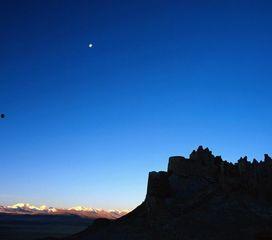 启明星的俗名,指引夜空的光明使者