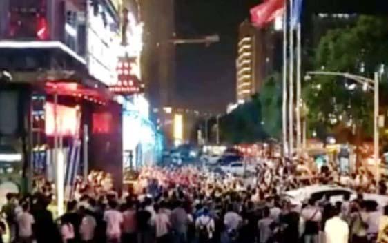 酒吧最新事件爆料大全视频,一网打尽惊心动魄瞬间